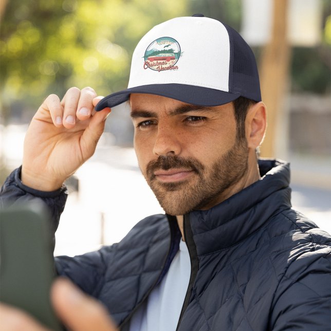 Boné Crachá de férias de Natal da National Lampoon (Person wearing hat)