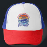 Boné Cruzando com o Grupo de Correspondência Personaliz<br><div class="desc">Marque com o chapéu de caminhoneiro "Cruising to Alaska Custom Family Matching",  personalizado com seu nome de família ou grupo criando uma memória duradoura de sua fuga do Alaskan. Perfeito para comemorar memórias queridas em meio às paisagens de tirar o fôlego do Alasca.</div>