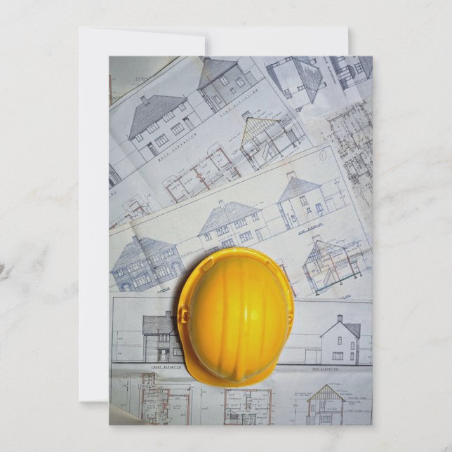 Boné e planos do arquiteto (Frente)