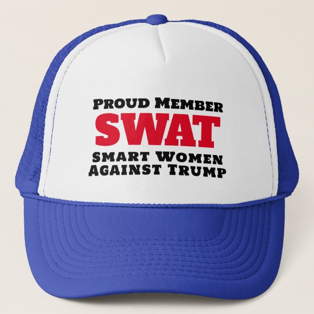 Boné Engraçado "SWAT: Smart Women Against Trump" (Frente)