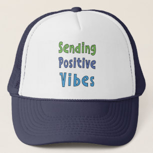 Boné Enviando Vibrações Positivas