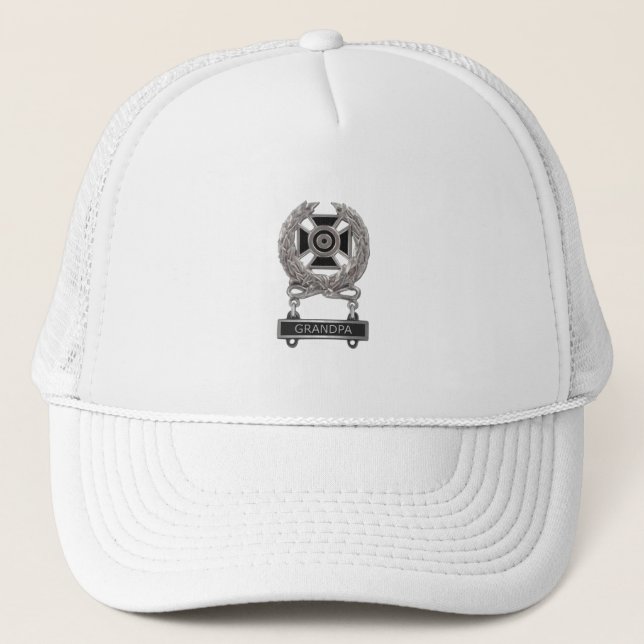 Boné Especialista engraçado Vovô Medalha Trucker Hat (Frente)
