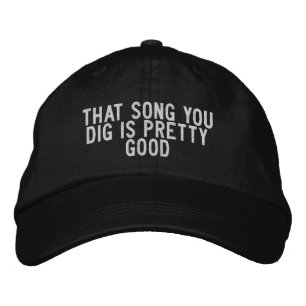 Boné essa música que você canta é bonito