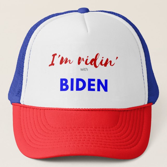 Boné Estou a andar com o Biden (Frente)