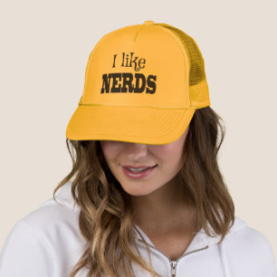 Boné EU GOSTO DE NERD! É preciso um para saber um.