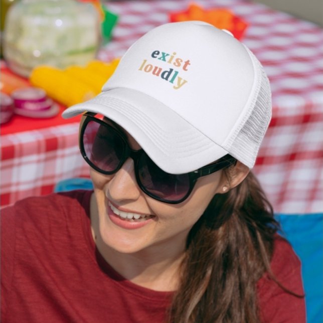Boné Exista Alto Empoderamento Feminista das Mulheres (Exist Loudly Women Empowerment Feminist Trucker Hat)