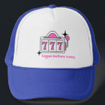 Boné Festa de Bachelorette de Las Vegas - Festa de Fim<br><div class="desc">Caminhoneiro temático da Bachelorette de Vegas que você pode personalizar facilmente para seu fim de semana de solteira. Chapéus personalizados retrorados são um presente de excelente para sua dama de honra e farão a foto mais bonita do instagram. Altere as cores ou adicione seus nomes para torná-lo seu próprio!</div>