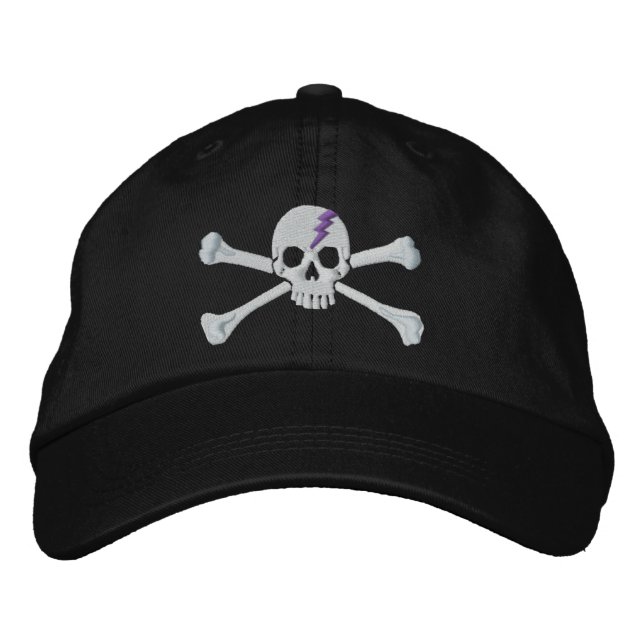 Boné Furador Roxo Crossbones Crânio Bordados (Frente)
