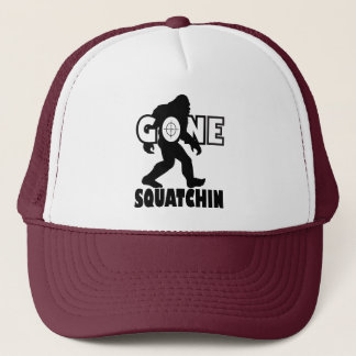 Boné Gone Squatchin no Alvo