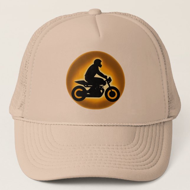 Boné Ilustração Vibrante de um Motociclista Pilotando (Frente)