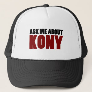 Boné Inquira sobre a pergunta de Joseph Kony da parada