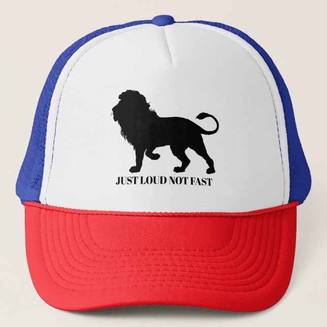 BONÉ JUST LOUD NOT FAST (Frente)