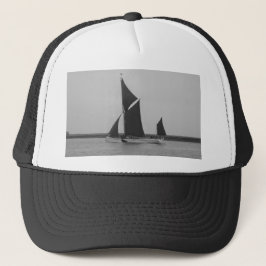 Boné Lembrete de Barcaça de Vela