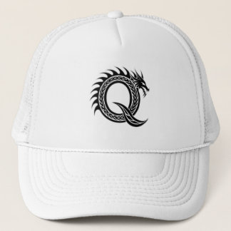 Boné Letra de Dragão Q – Design de Alfabeto de Dragão Ú
