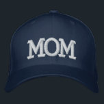 Boné Mãe Simples Típica Moderna Personalizada<br><div class="desc">Mãe Simples Tipografia Moderna Personalizada O Boné Baseball Bordado apresenta o simples texto bordado moderno "Mãe". Perfeito como presente para a mãe no Dia de as mães,  Natal,  aniversário e muito mais. Criado pelo Evco Studio www.zazzle.com/store/evcostudio</div>