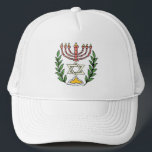 Boné Magen Persa David Menorah<br><div class="desc">Esta imagem foi adaptada de um antigo azulejo judeu persa e apresenta uma menorah com um Magen David (Estrela de David) enquadrado por ramos de oliveira. As imperfeições da imagem original pintada à mão foram preservadas.</div>