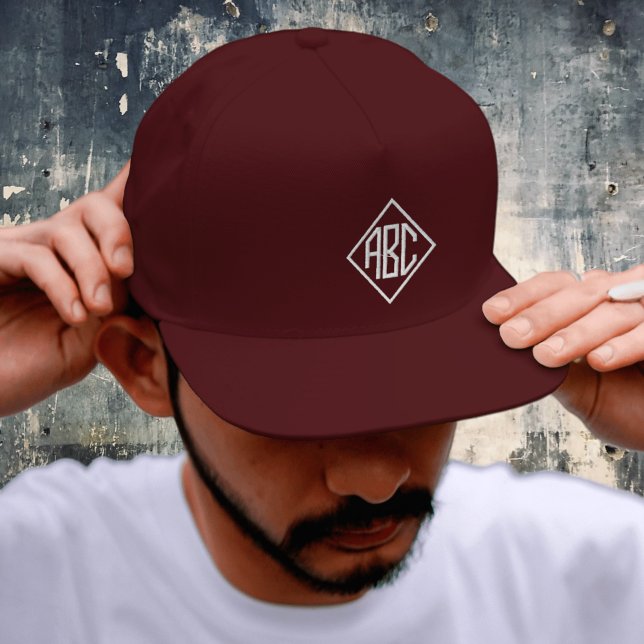 Boné Maroon - Monograma do Chapéu Branco Diamond (Criador carregado)