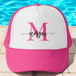 Boné Monograma Na moda Moderno Rosa Quente<br><div class="desc">Por cima, com o nosso Na moda de Monograma Modern, "Hot Pink Trucker Hat"! Apresentando um vibrante design cor-de-rosa quente e personalizado com seu monograma em uma fonte moderna e elegante, este chapéu adiciona um toque chic e personalizado ao seu estilo. A parte de trás da malha respirável e o...</div>