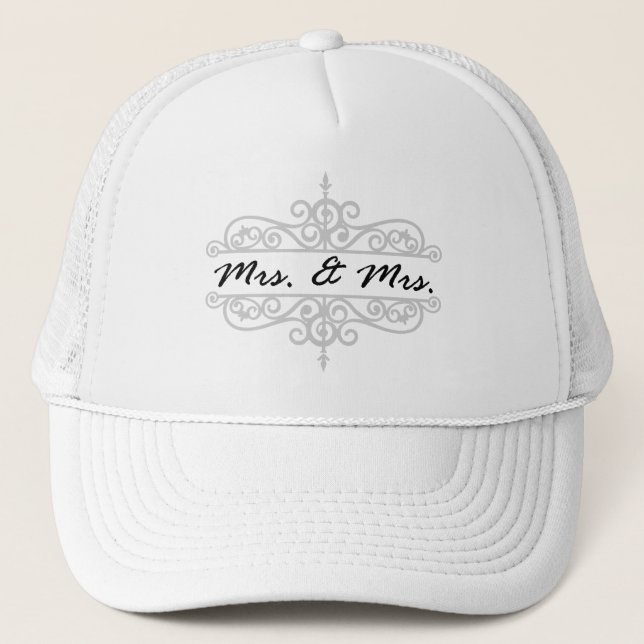 BONÉ MRS. & MRS. LESBIAN CASAMENTO HATS (Frente)