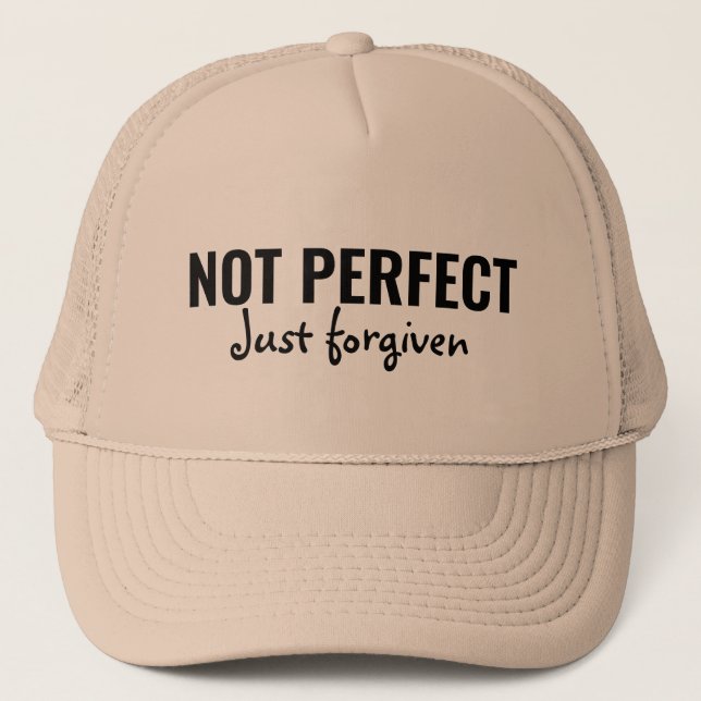 Boné Não Perfeito Apenas Perdoado, Verso Bíblia, Cristã (Frente)