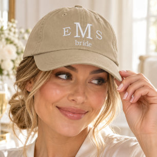 Boné Noiva com Monograma Personalizado Elegante