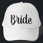 Boné Noiva Trucker Hat<br><div class="desc">Eu fiz isso para uma festa de solteira na praia. A noiva recebe este; a tripulação das noivas recebe os coloridos!</div>