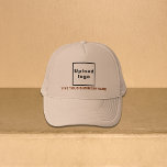 Boné Nome da empresa e Logotipo Khaki Trucker Hat<br><div class="desc">Trucker que você pode personalizar para colocar seu nome de negócios. Você pode dar a ele um item ou um presente para seus clientes. Você também pode incluí-lo em seus materiais de marketing para anunciar sua empresa ou em seus produtos de promocional para promover seu nome de marca. Chapéu de...</div>