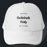 Boné Nome do Esquadrão do Chá de panela de festa de sol<br><div class="desc">Um simples design preto e branco minimalista para uma festa de solteira ou chá de panela. O texto da caligrafia é personalizável e pode ser alterado para sua própria frase. Você pode alterar a fonte, a cor da fonte, o tamanho da fonte, o espaçamento da letra, a cor do plano...</div>