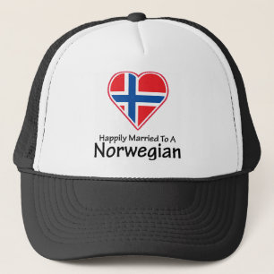 Boné Norueguês feliz casado