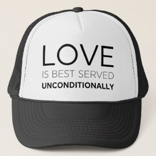 Boné O Amor É Melhor Servido Incondicionalmente