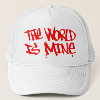 Boné O mundo é chapéu da mina