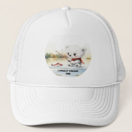 Boné O Urso Pequeno Acabou Por Lançar Um Peixe