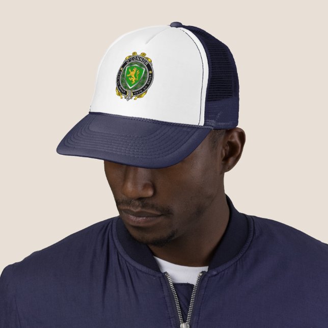 Boné O'Connor/Connor (Kerry) Irish Shield Trucker Hat (In Situ)