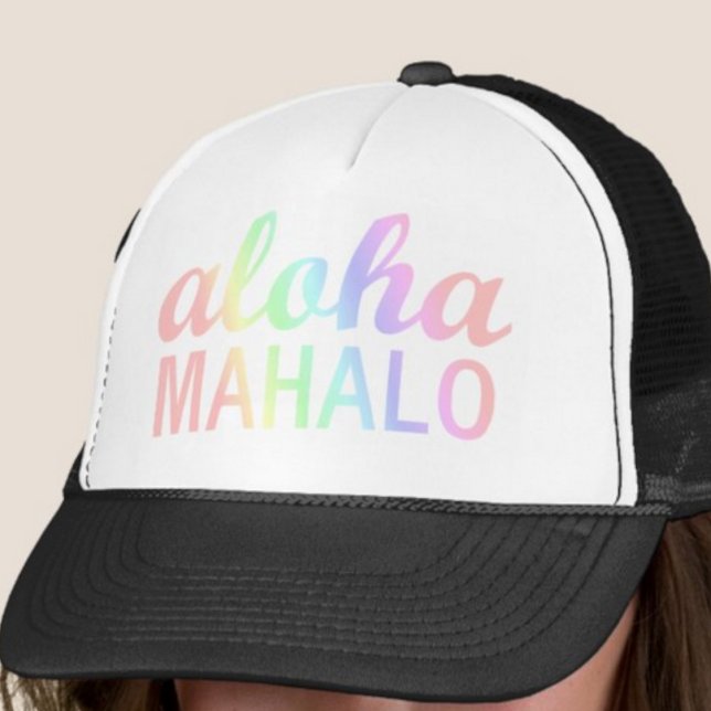 Boné Pastel Rainbows Aloha Mahalo Havaí ("Everyday is abundantly beautiful." 
Sincerely Best Wishes from Lucky Design World)