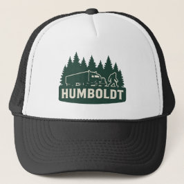 Boné Pé Grande Humboldt Caminhão e Silhueta da Floresta