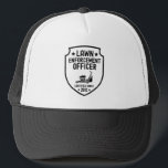 Boné Piada de Pai de  do Pai do Juro Engraçado<br><div class="desc">Oficialmente hilário! Este "Oficial de Polícia" é perfeito para pais que cortam com orgulho. Personalize-o com um ano específico! Ideal para pais que adoram cortar, trabalhar no pátio ou piadas pais. Um presente engraçado para Dia de os pais, aniversários ou guerreiros de fim de semana que levam a sério ou...</div>