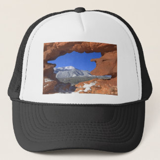 Boné Pikes atinge Sandstone Hole 01