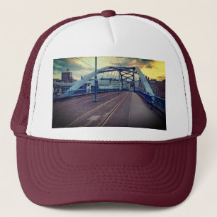Boné Ponte metálica