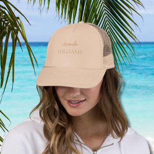 Boné Primeiro Sobrenome Elegante de Trendação Negra   T