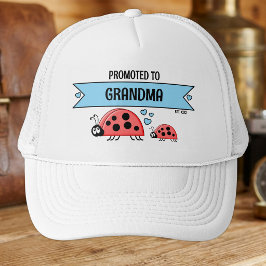 Boné Promovido a Grandma joaninhas branco azul