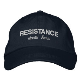 Boné Resistência começa aqui protesto político