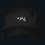 Boné Royal Black Ajustável Com "King" Negrito<br><div class="desc">Faça uma declaração com o boné de algodão preto com o bordado "King" arrojado. O visor ajustável garante um ajustado confortável e personalizado. Perfeito para mostrar seu estilo real e elevar qualquer roupa.</div>
