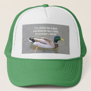 BONÉ "SE PARECE UM PATO E SE PARECE COM UM PATO."