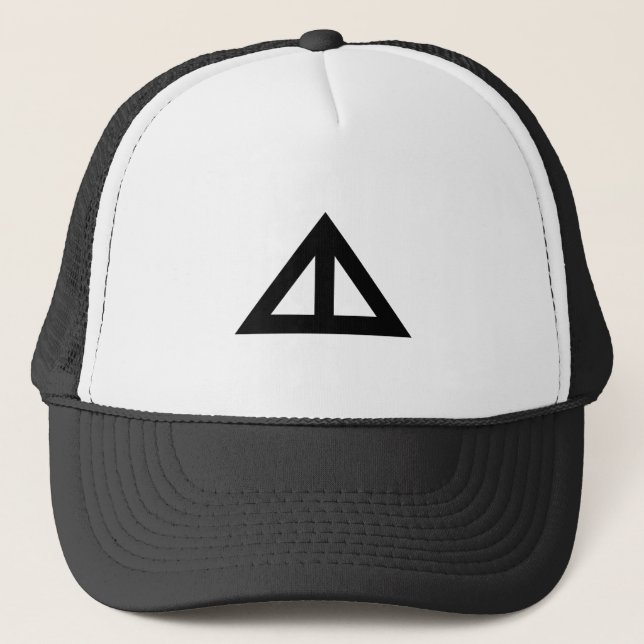 Boné Seta Triangular Dividida (Frente)