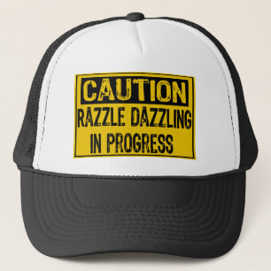 Boné Sinal De Precaução - Razzle Os Dazzle Em Progres