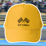Boné Texto Personalizado da Tripulação do Sinalizador V<br><div class="desc">Este chapéu de "Pit Crew" foi concebido para fãs de motocicletas e de corridas de automóveis! Um modelo de na moda com as bandeiras vencedoras. O texto pode ser personalizado, para que este modelo possa ser adaptado para diferentes ocasiões e eventos. Um presente exclusivo para amigos ou família para aniversários,...</div>