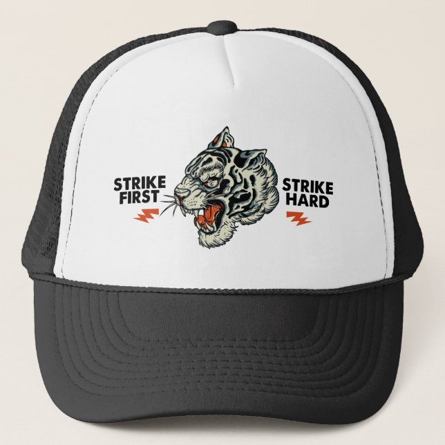 Boné Tigre tattoo slogan strike first hard (Frente)
