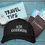Boné Tipografia da Deusa do Ar, Wanderlust, Simples<br><div class="desc">Tipografia da Deusa do Ar,  Wanderlust,  Simples Boné Bordado de Baseball. Ignore sua paixão pela aventura com nosso boné Wanderlust. Este boné na moda apresenta um design que fala ao coração de cada entusiasta do viagem. Copyright Soar Em Designs De Estilo.</div>