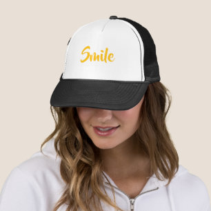 Boné Trucker com Sorriso Amarelo Queimado