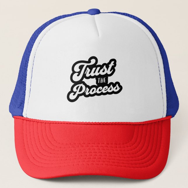Boné Trust The Process Trucker Hat (Frente)
